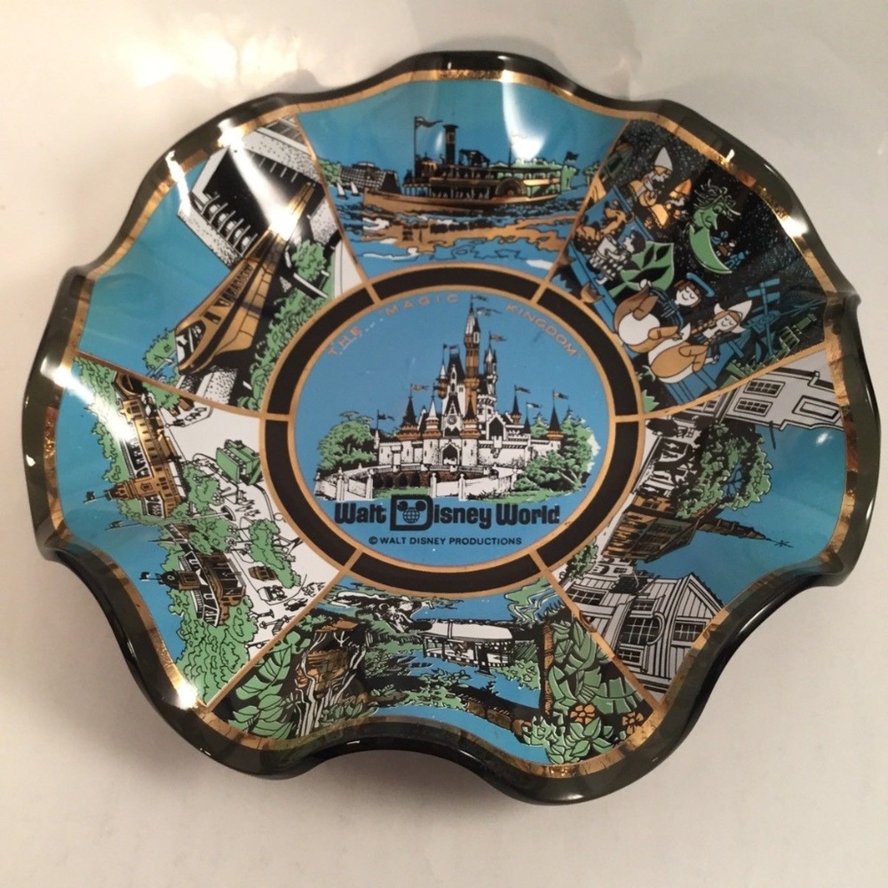 VTG 1970s Disney World Plate Souvenir Ashtray Dish